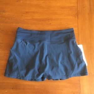 Lululemon Circuit Breaker Skirt size 4